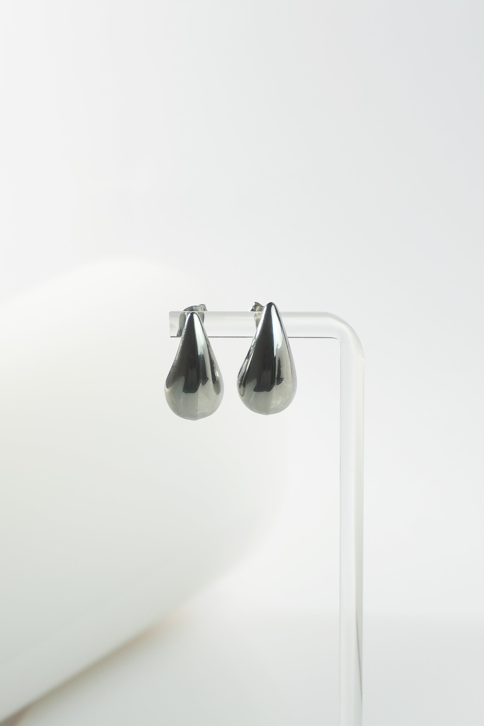 Boucles d'oreilles goutte argentées